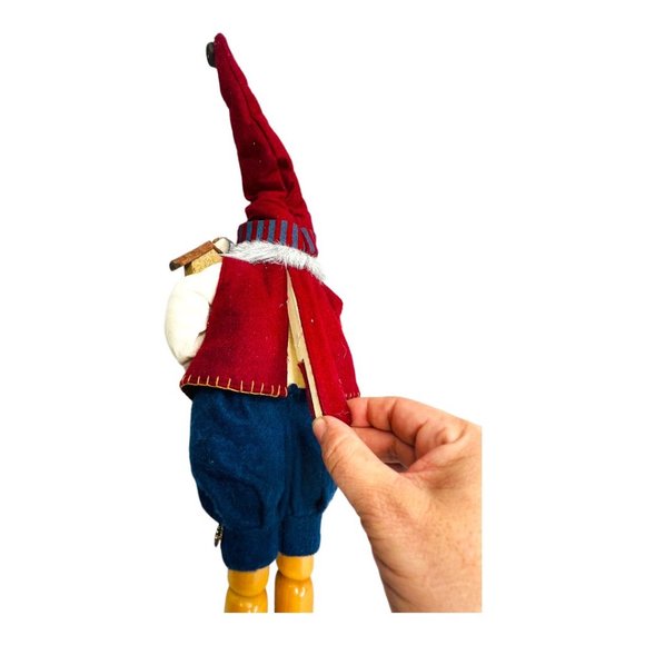 Grandeur Noel 24" Wooden Santa w/Bird & Birdhouse Nutcracker Limited Edition - Picture 3 of 12